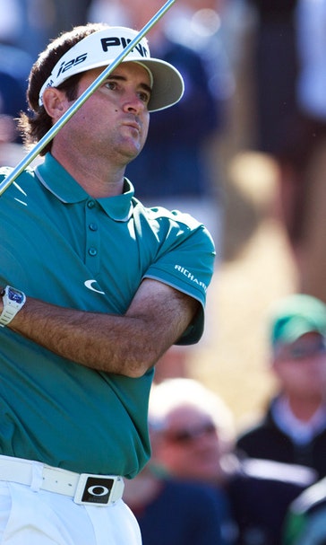 Watson repeatedly escapes trouble to keep Phoenix Open lead